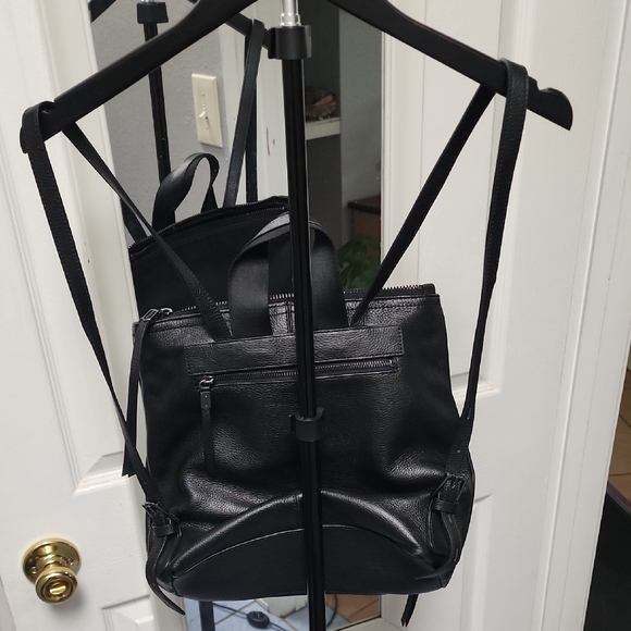 Botkier Black Leather Convertible Backpack City Chic Tote - Picture 4 of 6